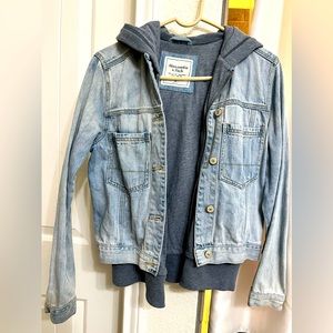 ‼️Sold‼️Abercrombie & Fitch hoodie Jean jacket